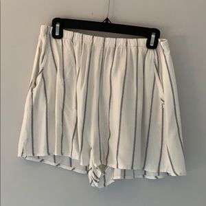 Show Me Your Mumu Shorts